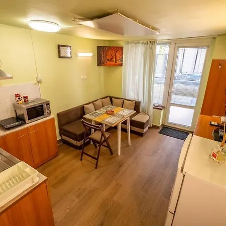Georgi's Maisonette