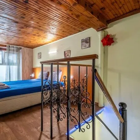 Georgi's Maisonette
